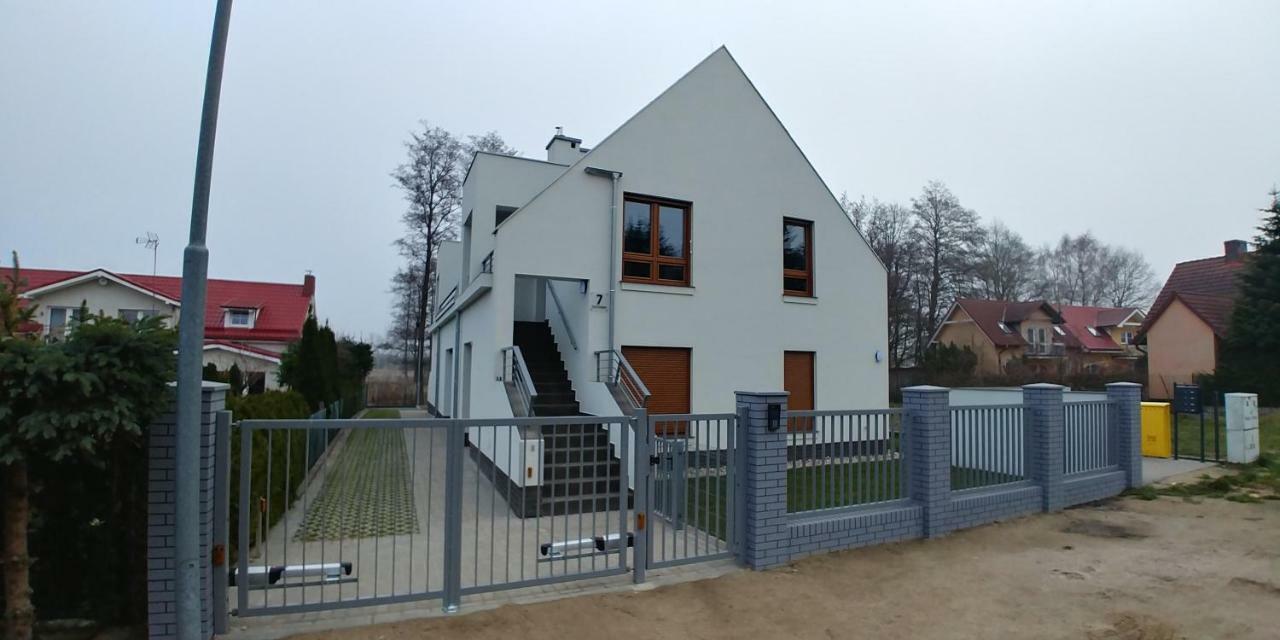 Apartament z ogródkiem Trzęsacz Exterior foto
