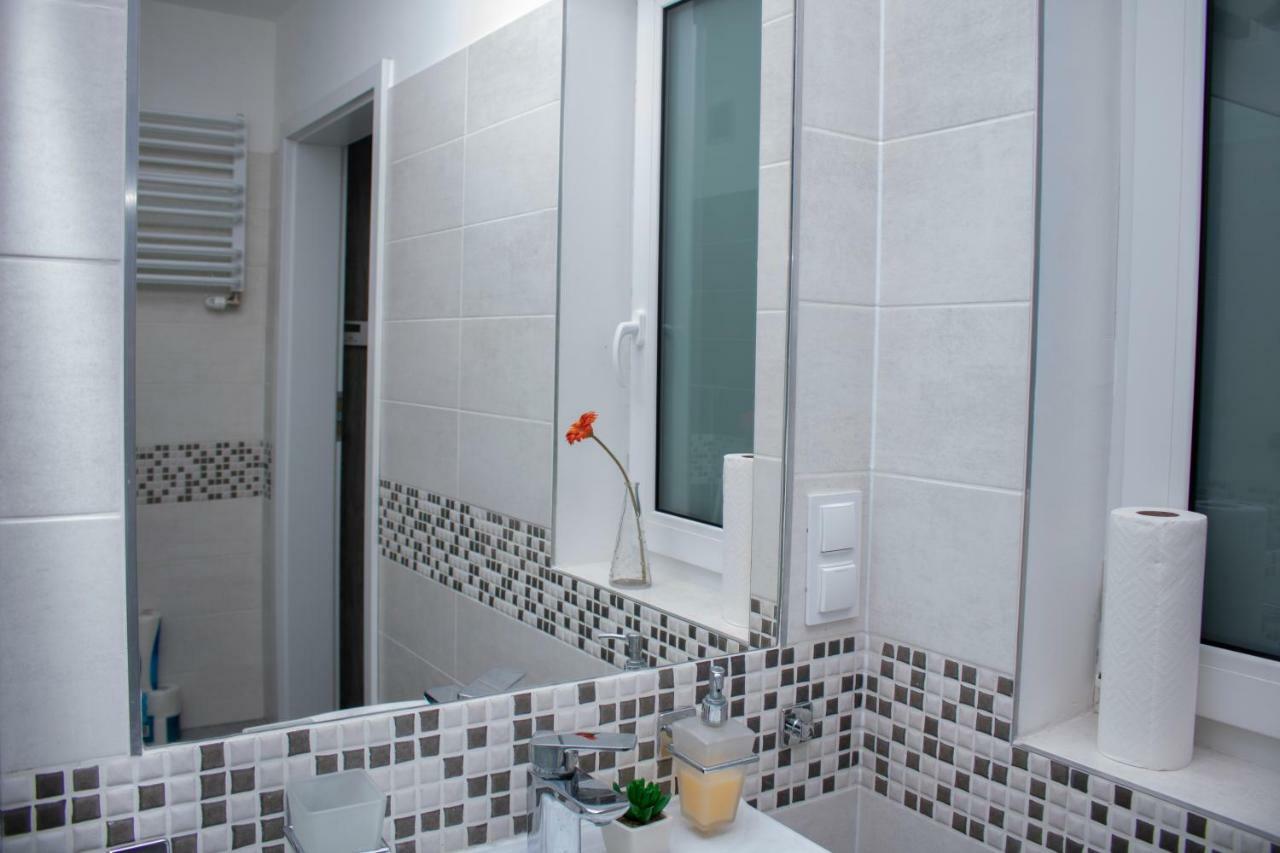 Apartament z ogródkiem Trzęsacz Exterior foto