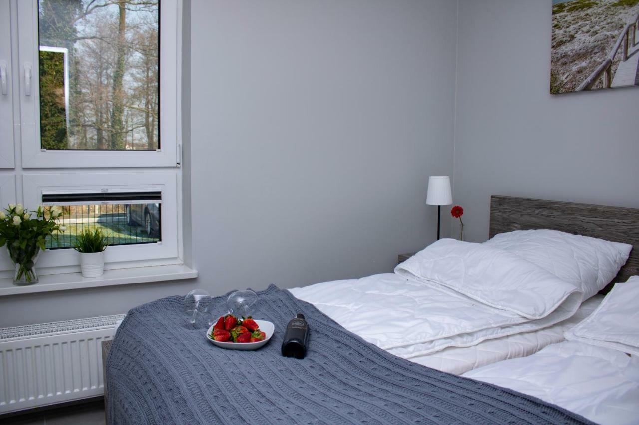Apartament z ogródkiem Trzęsacz Exterior foto