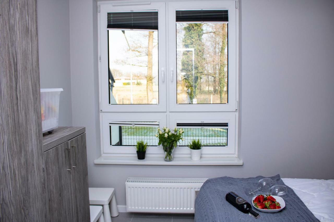 Apartament z ogródkiem Trzęsacz Exterior foto